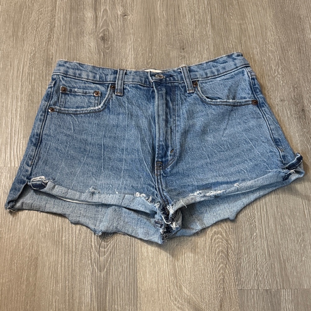 Abercrombie High Rise Mom Shorts